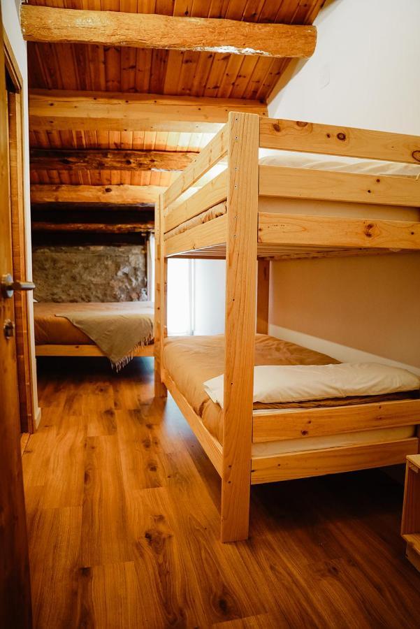 Cases Altes De Posada Naves  Экстерьер фото