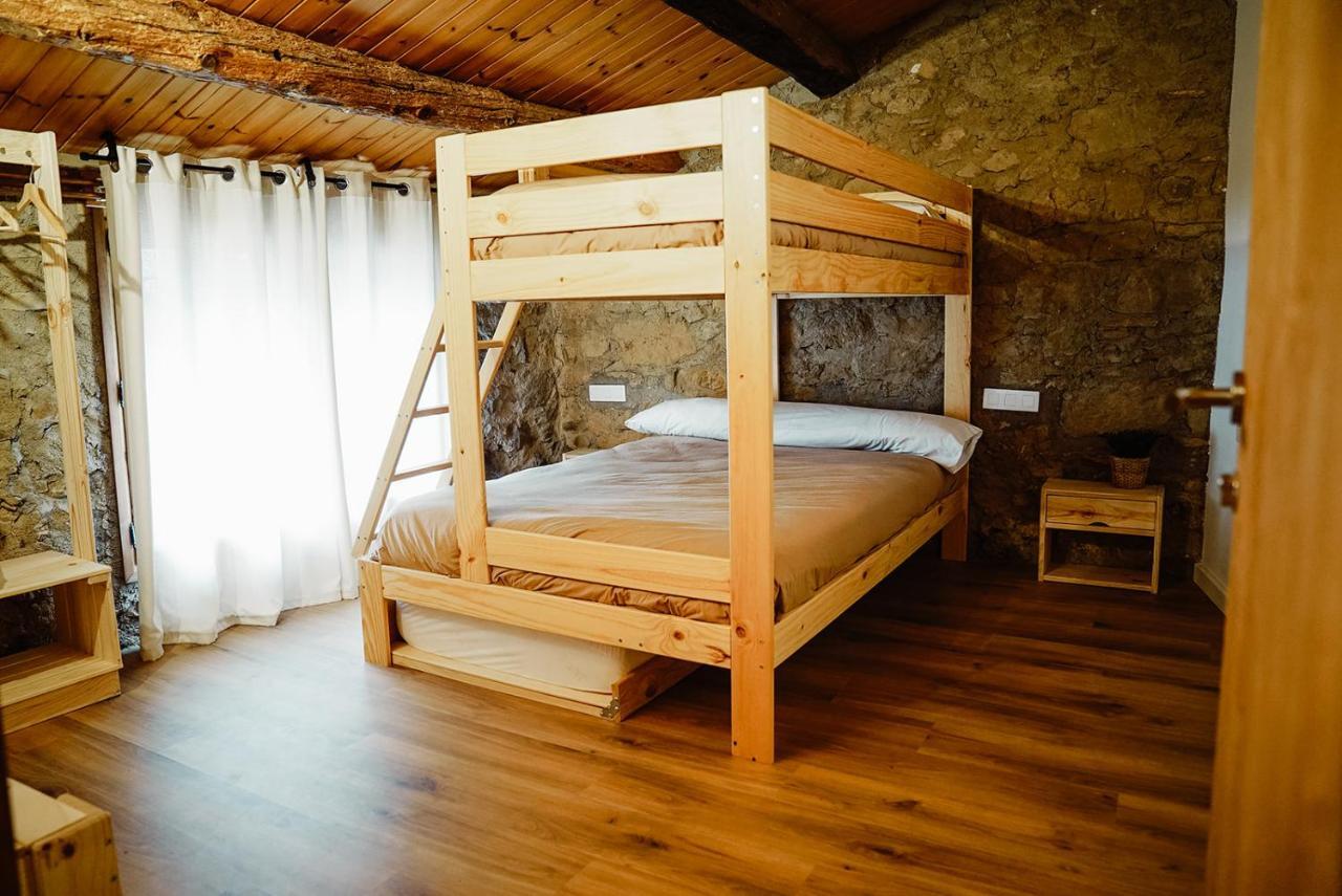 Cases Altes De Posada Naves  Экстерьер фото